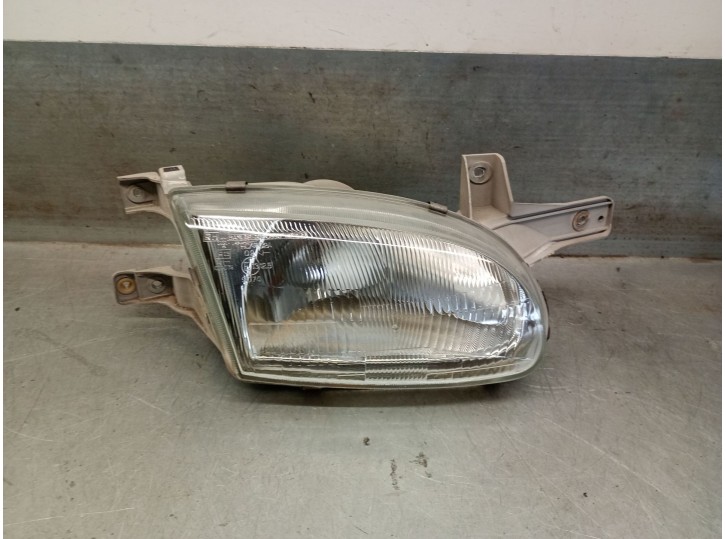 Replacement right headlight for Hyundai Accent I (X-3) 1.3 i 12V OEM IAM reference 9210622360 9210622360 