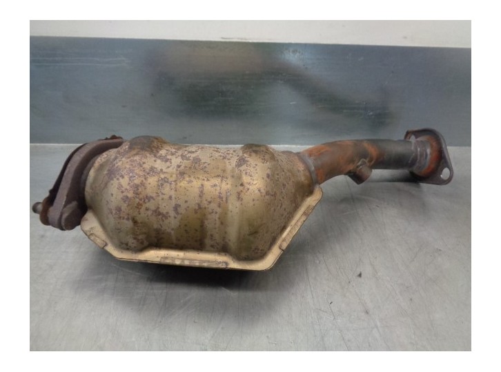 Recambio de catalizador para mitsubishi asx (ga0w) challenge 2wd referencia OEM IAM 1570B546 1570B546 