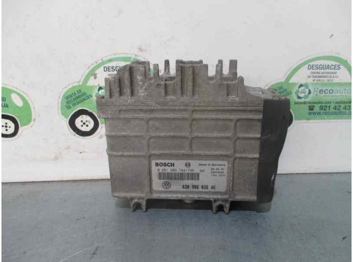 Recambio de centralita motor uce para volkswagen polo berlina (6n1) 1.05 referencia OEM IAM 030906026AK 0261203744745 BOSCH
