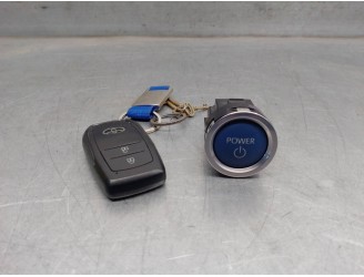 Recambio de boton start/stop para toyota yaris 1.5 16v cat referencia OEM IAM 15F451 15F451 