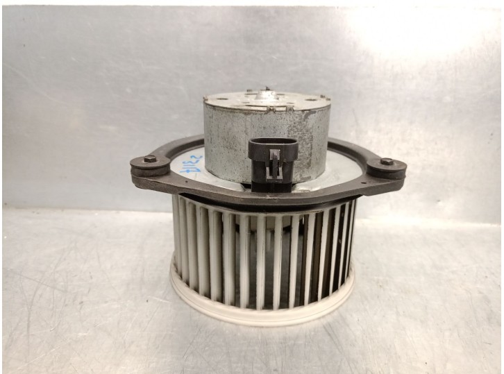 Recambio de motor calefaccion para chevrolet camaro 3.8 referencia OEM IAM 22136259  