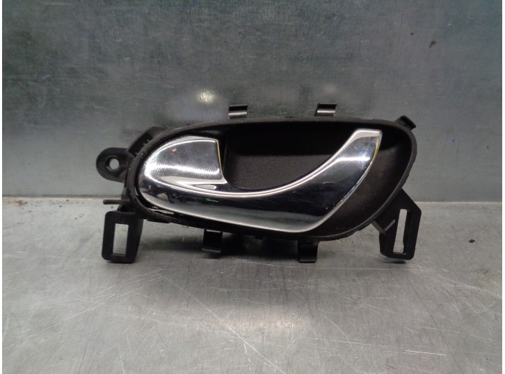 Recambio de maneta interior trasera izquierda para renault kadjar 1.2 tce energy referencia OEM IAM 806714EA  