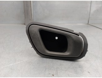 Recambio de maneta interior delantera derecha para chevrolet spark 1.2 cat referencia OEM IAM 95215840  5 PUERTAS