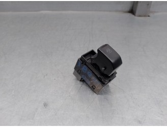 Recambio de mando elevalunas delantero derecho para chevrolet spark 1.2 cat referencia OEM IAM 202008913  