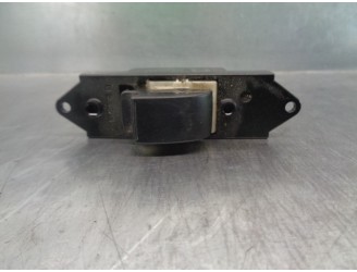 Recambio de mando elevalunas trasero derecho para mitsubishi asx (ga0w) challenge 2wd referencia OEM IAM MR587944  