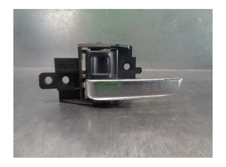 Recambio de maneta interior delantera izquierda para mitsubishi asx (ga0w) challenge 2wd referencia OEM IAM 5716A479XB  