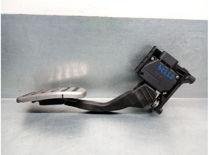 Recambio de potenciometro pedal para fiat 500 abarth 1.4 99kw referencia OEM IAM 51833723 51833723 