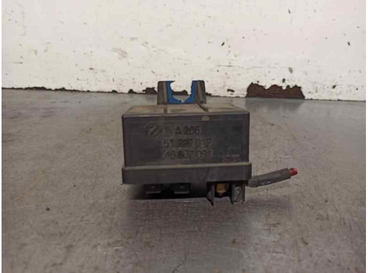Replacement glow plug relay box for Fiat Doblo Cargo (223) 1.9 JTD CAT OEM IAM reference 51299012 