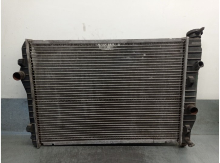 Recambio de radiador agua para chevrolet camaro 3.8 referencia OEM IAM 52473158 52470330 