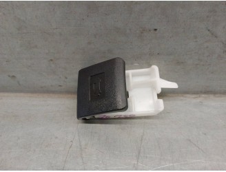 Recambio de cerradura capot para toyota yaris 1.5 16v cat referencia OEM IAM 53601F4020C0  5 PUERTAS