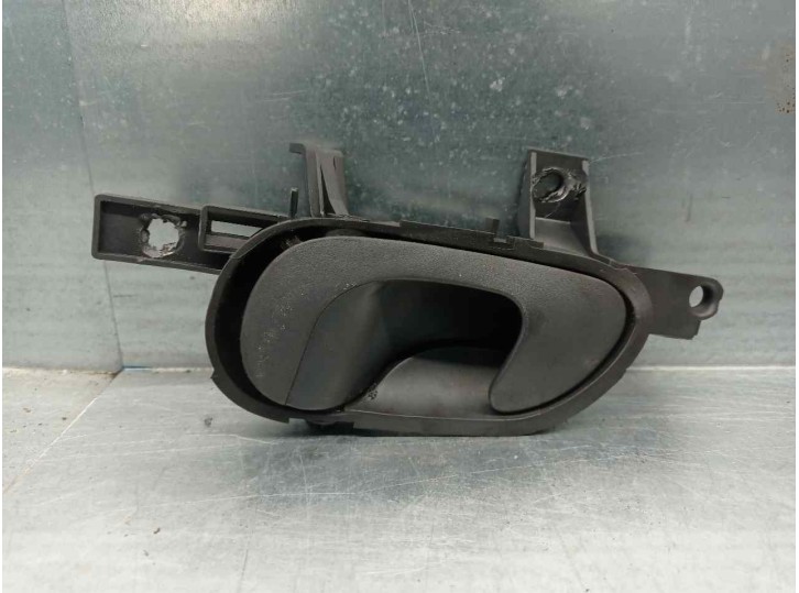 Recambio de maneta interior delantera derecha para peugeot 806 2.0 hdi referencia OEM IAM 1470970077 5 PUERTAS