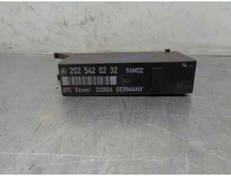 Recambio de rele para mercedes-benz clase c (w202) berlina 2.2 cat referencia OEM IAM 2025420232 
