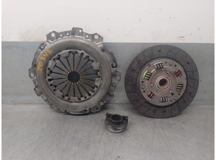 Recambio de kit embrague para renault megane i fase 2 berlina (ba0) 1.9 diesel referencia OEM IAM 7701478560  