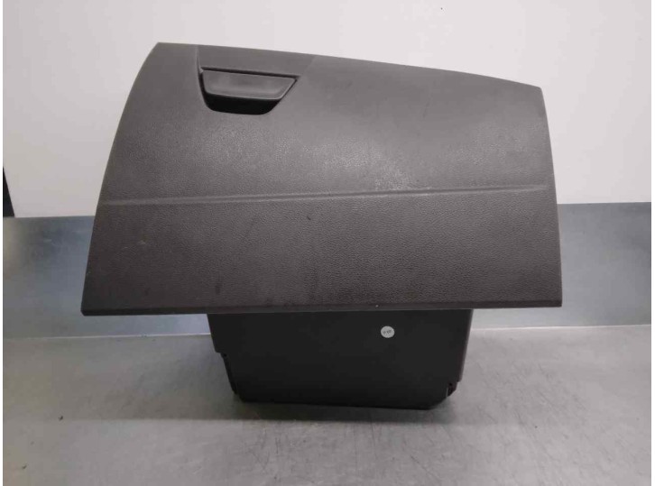 Recambio de guantera para ford focus lim. (cb8) 1.6 tdci cat referencia OEM IAM BM51A06044ALW 