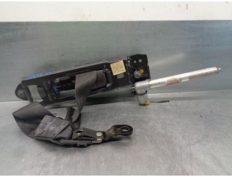 Replacement front right seat belt for Volvo V50 estate D5 Edition R-Design OEM IAM reference 8639692 WITH PRETENSIONER