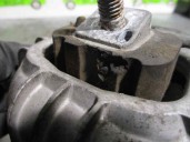 Recambio de soporte motor para bmw serie 1 berlina (e81/e87) 118d referencia OEM IAM 13981112 