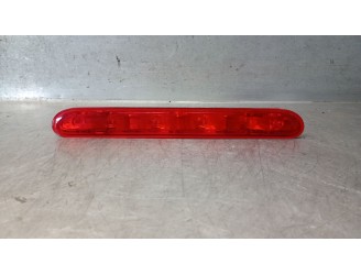 Recambio de luz central de freno para opel vivaro c furgoneta (k0) 1.5 referencia OEM IAM 9811325980 9811325980 