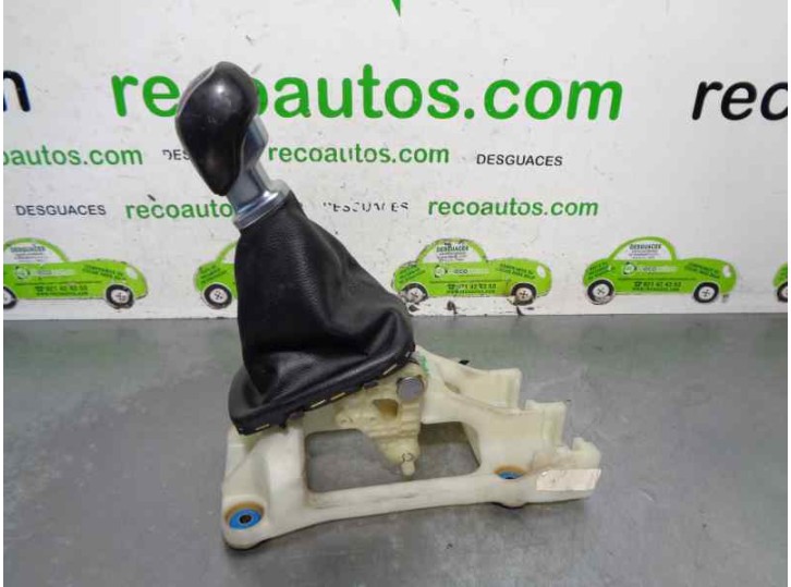 Recambio de palanca cambio para hyundai i30 1.4 cat referencia OEM IAM 437002R110 
