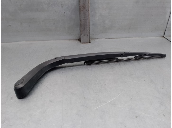 Recambio de brazo limpia trasero para chevrolet spark 1.2 cat referencia OEM IAM 94576243 