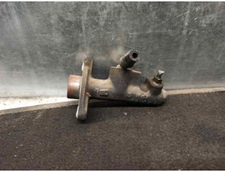 Recambio de bomba embrague para kia sportage 2.0 cat referencia OEM IAM 0K01141400B 