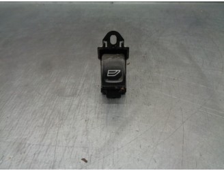 Recambio de mando elevalunas delantero derecho para volvo v50 familiar d5 edition r-design referencia OEM IAM 30773214 