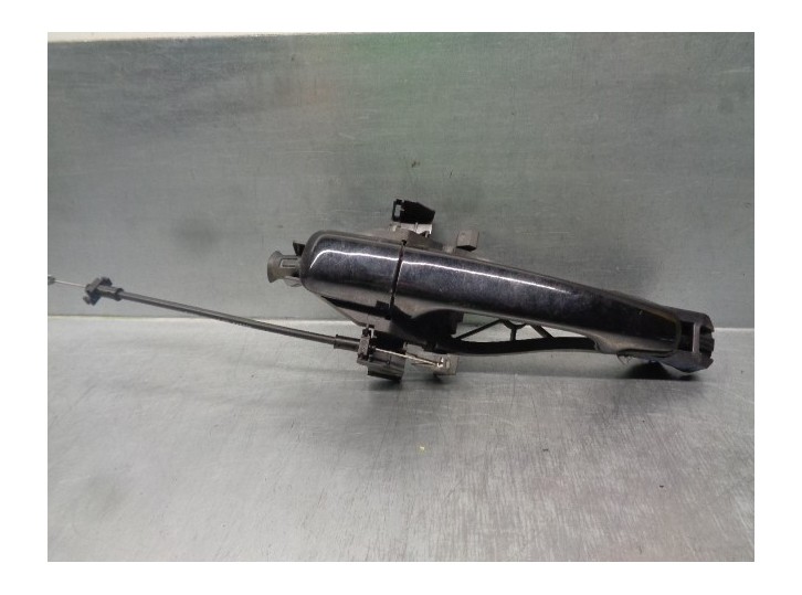 Replacement rear left exterior door handle for Volvo V50 estate D5 Edition R-Design OEM IAM reference 39879658 30784202 