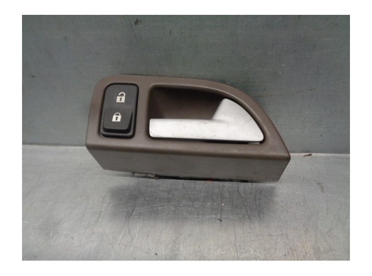Recambio de maneta interior delantera derecha para volvo v50 familiar d5 edition r-design referencia OEM IAM 8679157 