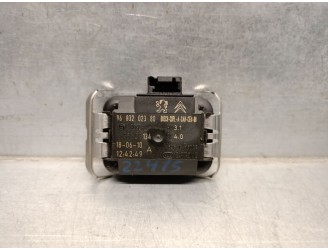 Recambio de sensor lluvia para peugeot 308 cc (4b_) 1.6 16v referencia OEM IAM 9683202380 1397212134 BOSCH