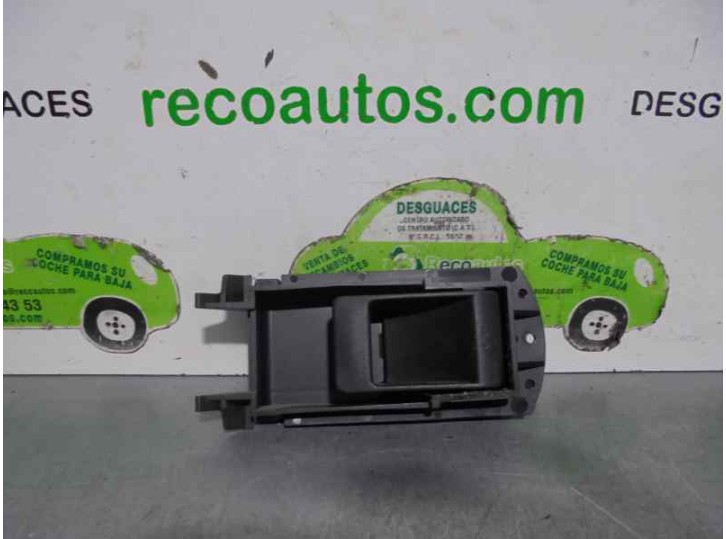 Replacement front right interior door handle for Chrysler Le Baron 3.0 CAT OEM IAM reference 4445761 