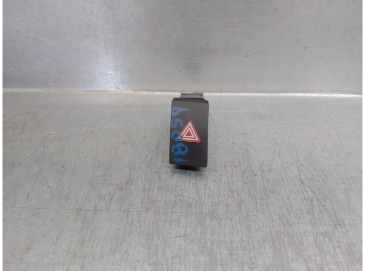 Recambio de warning para toyota verso 2.0 d-4d cat referencia OEM IAM 843320F030  