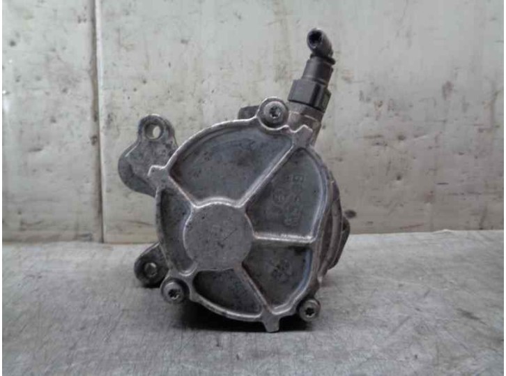 Replacement brake booster / vacuum pump for Ford Focus C-MAX (CAP) 2.0 TDCi CAT OEM IAM reference D1651B11100 BOSCH
