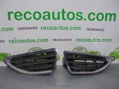 Recambio de rejilla delantera para renault megane i classic (la0) 1.9 diesel referencia OEM IAM 7700428963  