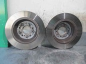 Replacement rear brake disc for Mercedes-Benz E-Class (W211) Sedan E 320 (211.065) OEM IAM reference 0986479 BOSCH