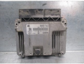 Recambio de centralita motor uce para opel vectra c berlina 1.9 cdti referencia OEM IAM 55201790 0281012869 BOSCH