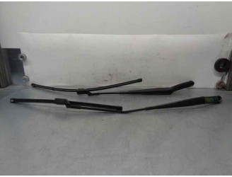 Recambio de brazo limpia delantero derecho para volkswagen jetta (1k2) 1.4 16v tsi referencia OEM IAM 