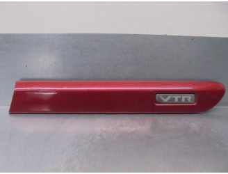 Recambio de molduras traseras para citroën xsara berlina 1.8 cat (lfx / xu7jb) referencia OEM IAM 9639769277 9639768777 