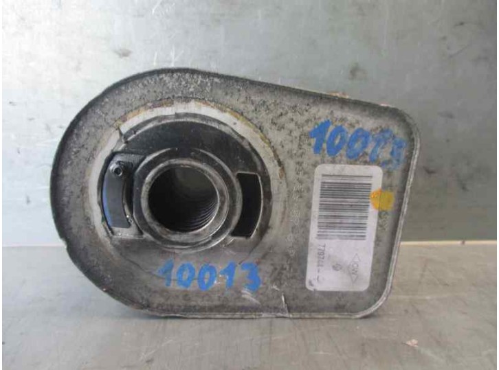 Recambio de enfriador aceite motor para renault megane ii classic berlina 1.5 dci diesel referencia OEM IAM 779744 8200923115 