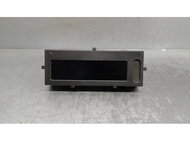 Recambio de pantalla multifuncion para renault megane iii berlina 5 p 1.2 16v referencia OEM IAM 280346458R 