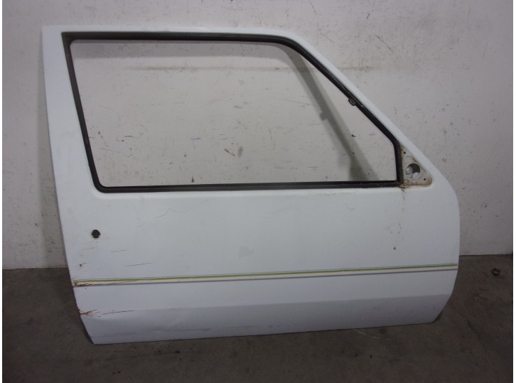 Recambio de puerta delantera derecha para renault 5 (b/c40) 1.1 referencia OEM IAM 7751646123 BLANCA 3 PUERTAS