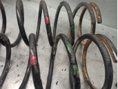 Recambio de muelle amortiguacion para mitsubishi pajero t.d. 2.5 referencia OEM IAM MB584151  