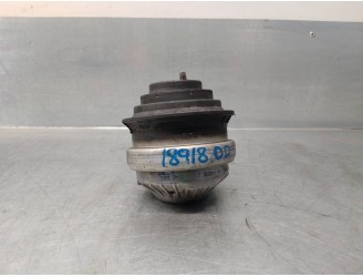 Recambio de soporte motor derecho para mercedes-benz clase c (w203) berlina 2.7 cdi 20v cat referencia OEM IAM 2032401217  