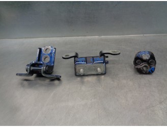 Recambio de bisagra puerta para renault kadjar 1.2 tce energy referencia OEM IAM   