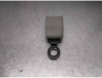 Recambio de enganche cinturon para daewoo tacuma cdx referencia OEM IAM 33018915  