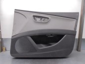 Replacement front right door trim panel for Seat Leon ST (5F8) 1.4 TGI bivalent. petrol / CNG OEM IAM reference 5F48