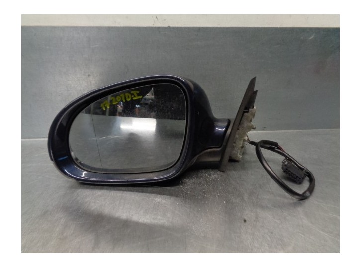 Replacement left mirror for Volkswagen Passat Variant (3B6) 1.9 TDI OEM IAM reference 3B1857507T 7 PINS BLUE 4 DOOR