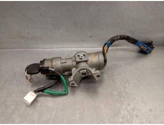Replacement ignition switch for Kia Carens III minivan (UN) 2.0 CRDi 115 OEM IAM reference 819101D000 819101D000 