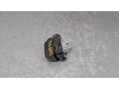 Recambio de interruptor para renault megane iii berlina 5 p 1.2 16v referencia OEM IAM 251538204R  