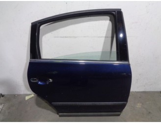 Recambio de puerta trasera derecha para volkswagen passat berlina (3b3) 1.8 20v turbo referencia OEM IAM 3B5833052AB AZUL 4 PUER