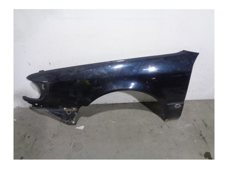 Recambio de aleta delantera izquierda para audi 100 berlina (c4) 2.3 referencia OEM IAM 4A0821105 AZUL OSCURO 