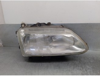 Recambio de faro derecho para renault laguna (b56) 2.0 referencia OEM IAM 7701038264 MANUAL 5 PUERTAS